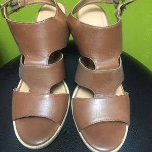 Volatile sandals size 9